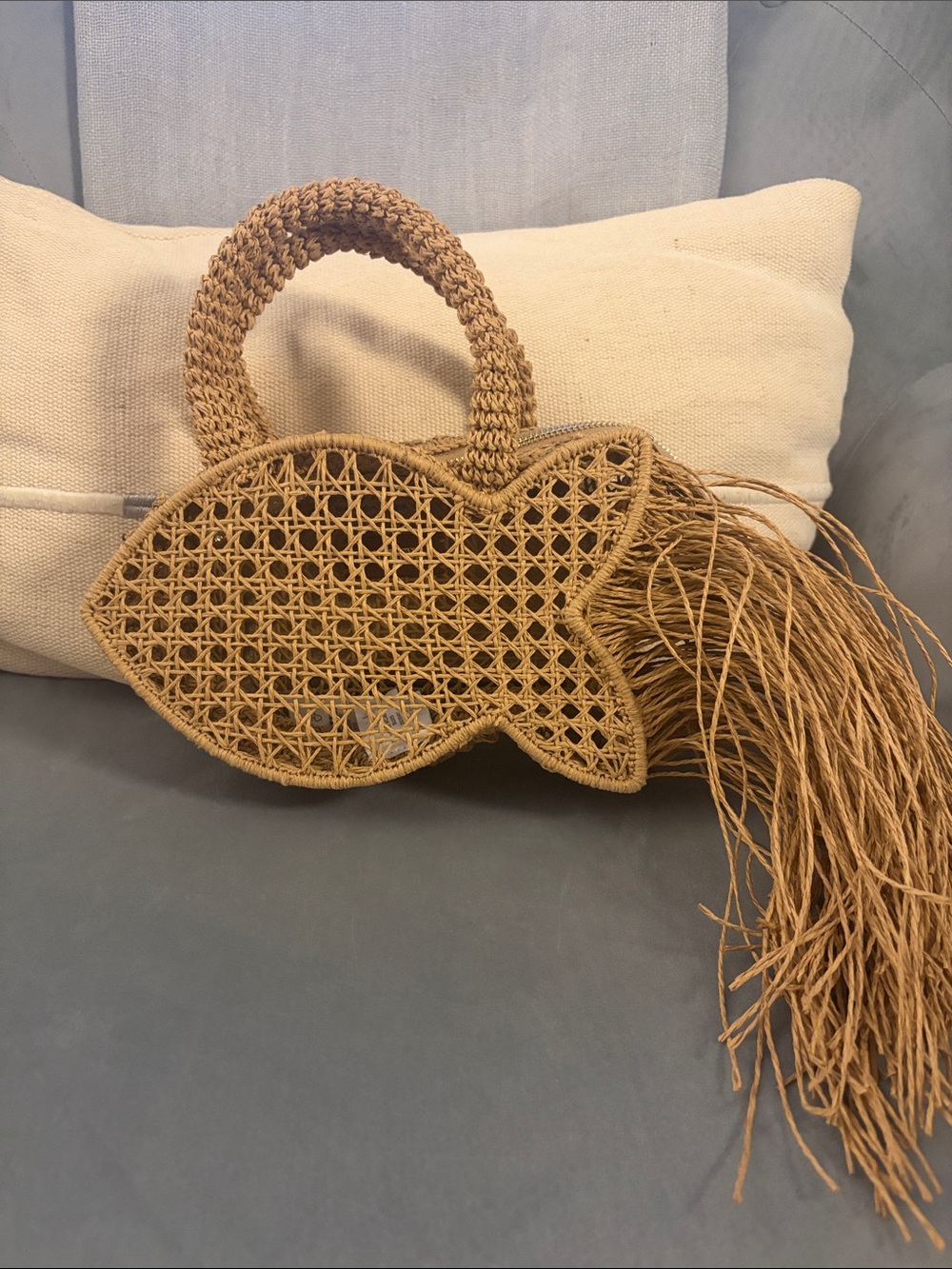 J.Crew Limited Edition Fish-Shaped Straw Tote 🐟 — new with tags - Picture 2 of 5